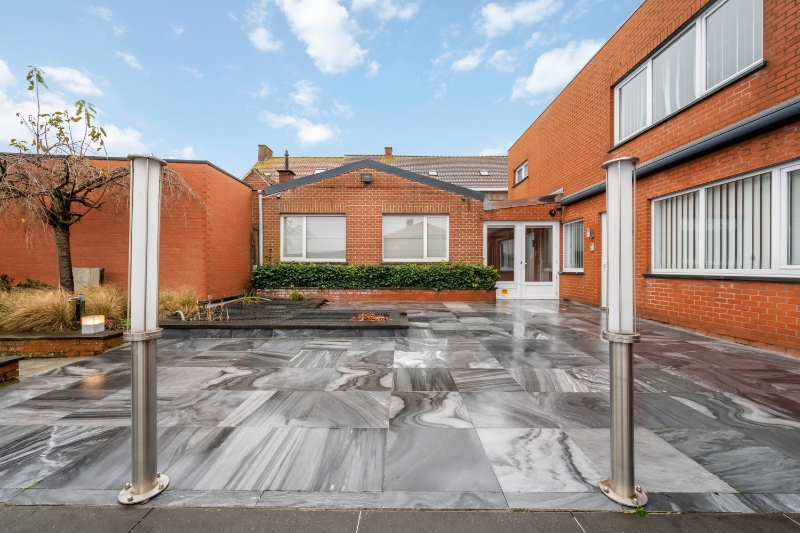 Commercial for rent in Passendale with 5 bedrooms - photo 2