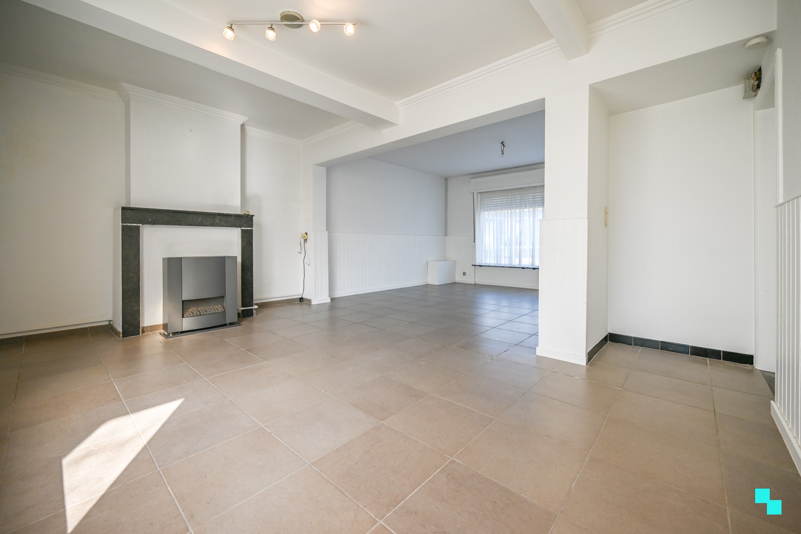 Ruime woonst met drie slaapkamers nabij centrum Kachtem - photo 4