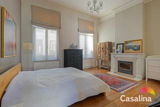 CASALINA Real Estate exclusively offers for sale: This beautiful early twentieth-century townhouse is located in one of Brussels’ most...