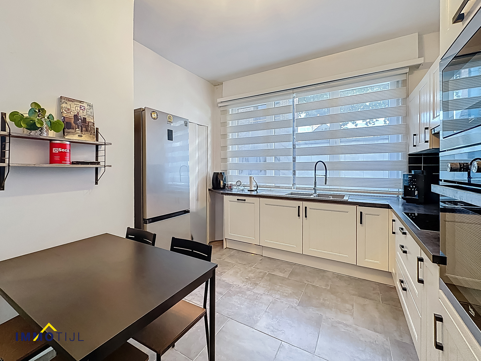 Ideale starterswoning met 3 slaapkamers en zonnige tuin! - foto 3