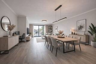 Ontdek dit instapklare appartement met een slimme indeling, veel lichtinval en een toplocatie vlak bij winkels, scholen en openbaar vervoer.Wonen in...