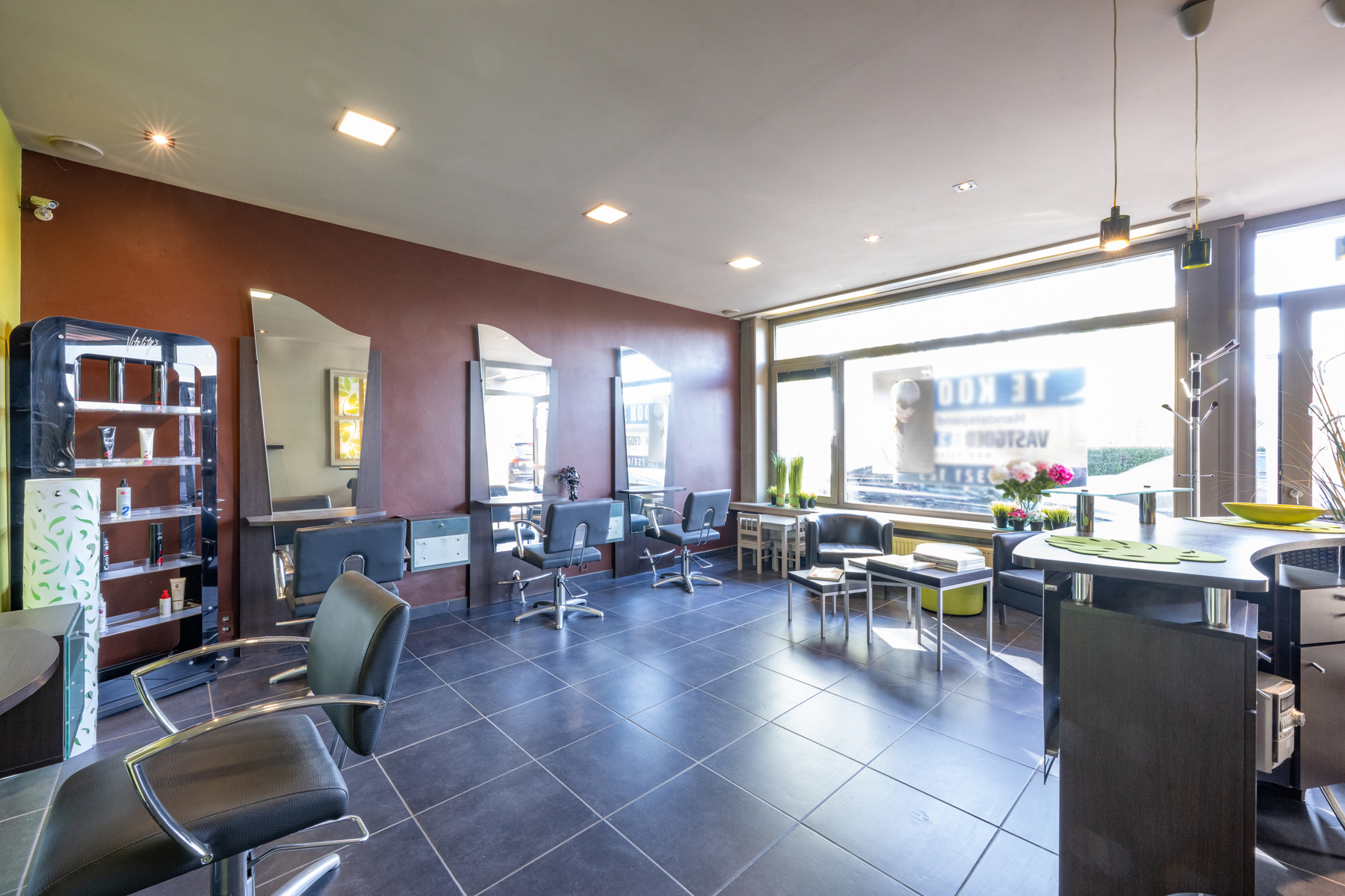 HANDELSZAAK  MET UITSTEKENDE LIGGING - foto 2