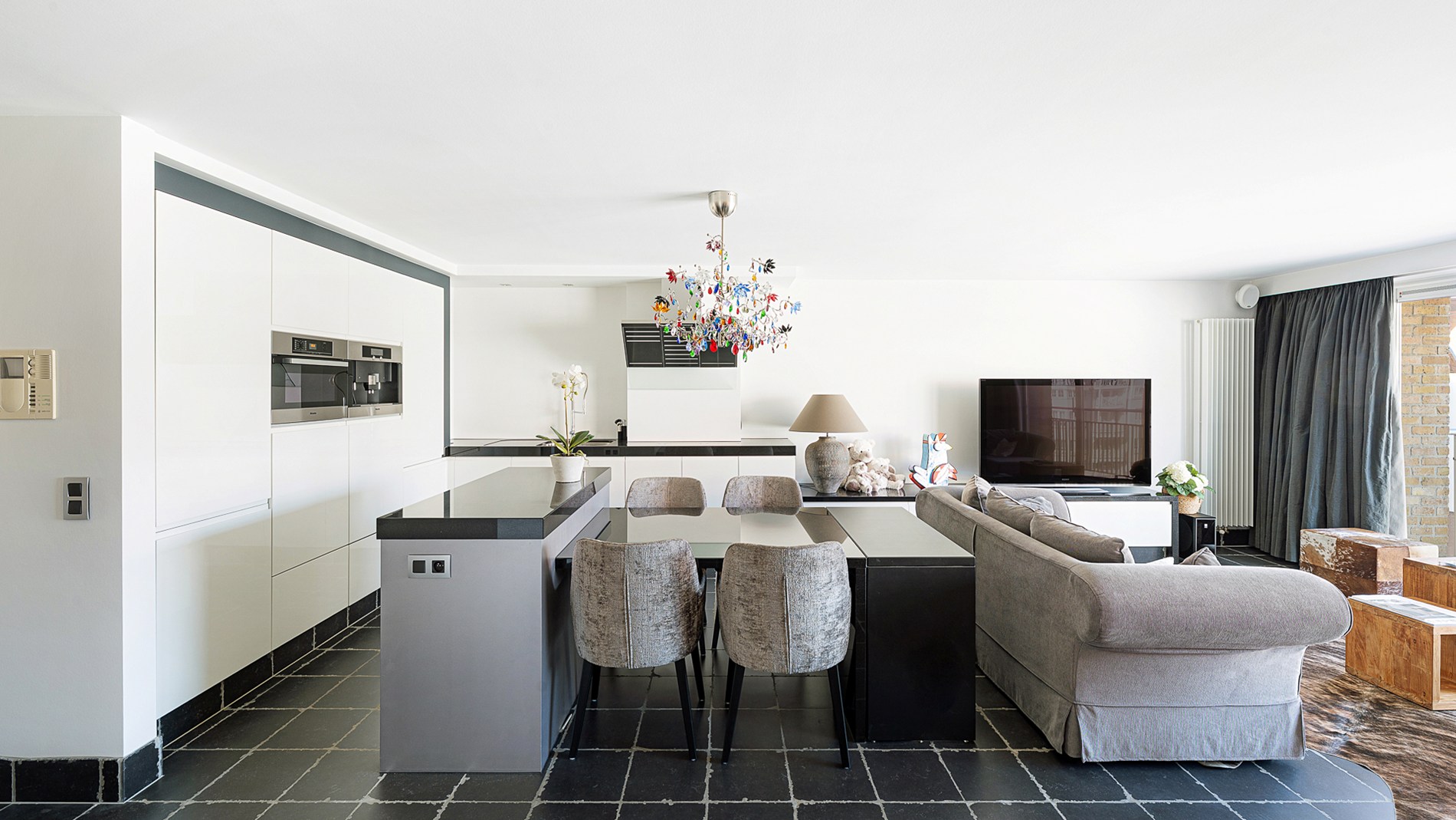 Zeer kwalitatief appartement in de Lippenslaan te koop - foto 5