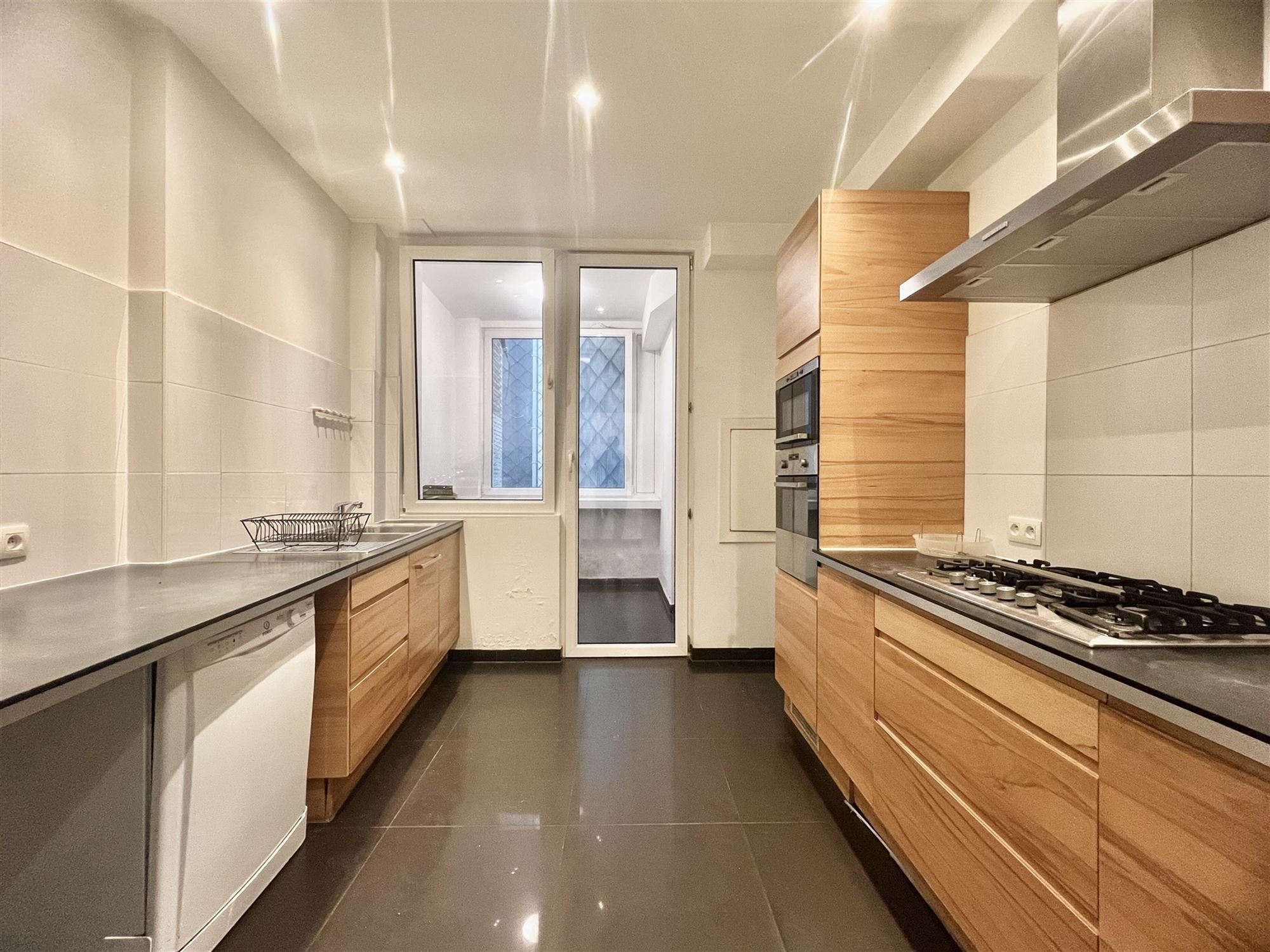 Apartment for sale in Antwerp with 3 bedrooms - photo 4