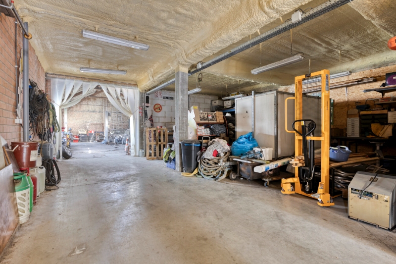 Woonhuis met magazijn - foto 4