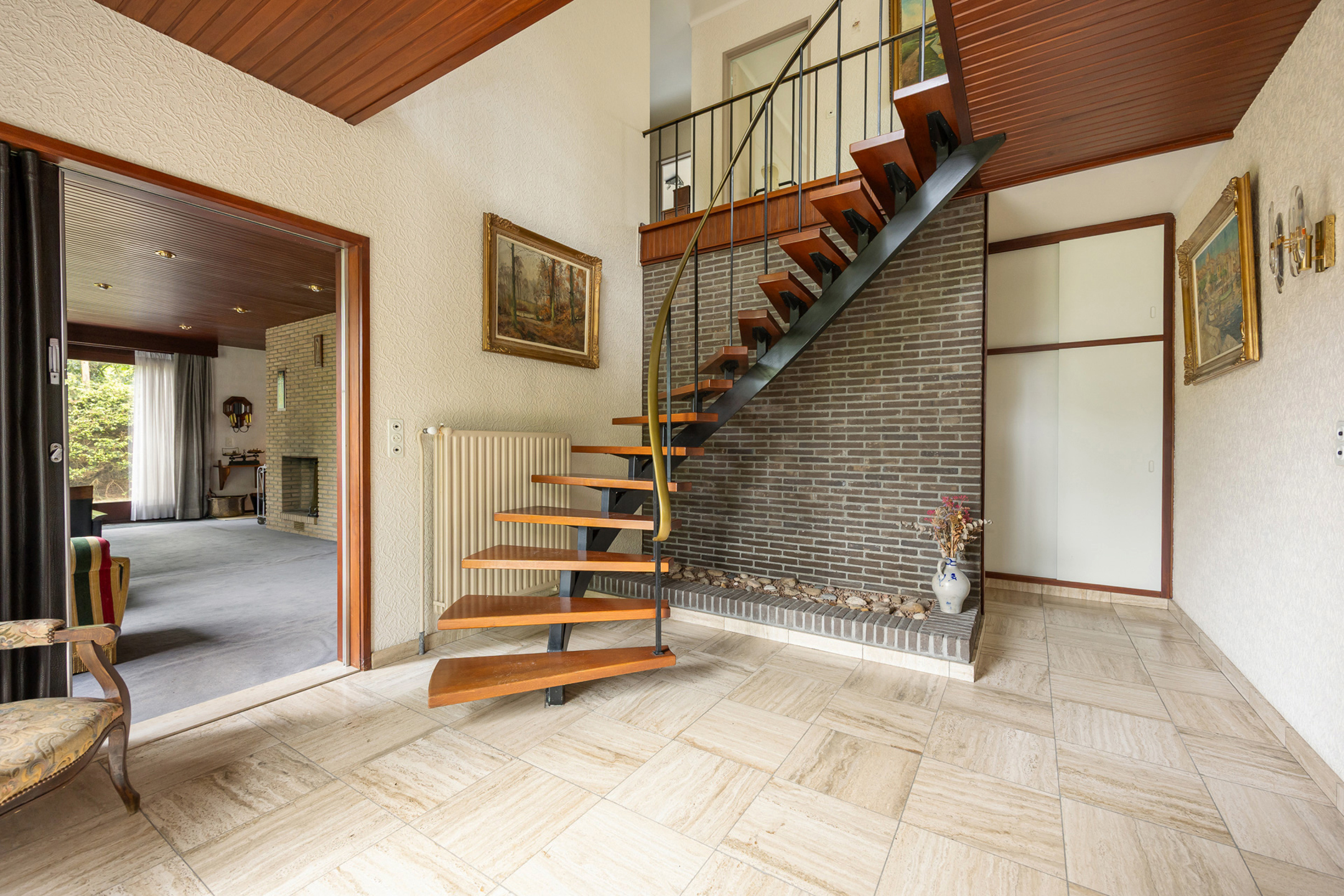 Woning met "sixties vibes" en 6 slpks! Epc: 407 kWh/m² - foto 4
