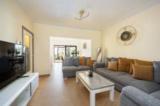 Deze woning is ideaal gelegen in Turnhout, nabij de vaart en op wandelafstand van het centrum. Dankzij de nabijheid van winkels, scholen...