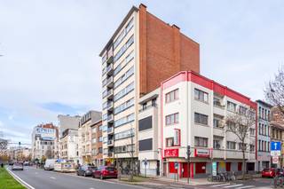 Interessante opbrengsteigendom op toplocatieOp zoek naar een opbrengsteigendom met stabiel rendement op een absolute toplocatie? Dan is deze...