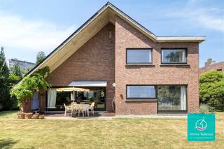 immo Talenco vend à Engelandlaan 9 – 1800 Vilvoorde cette maison familiale indépendante. La villa est située au calme sur un terrain de ± 7 are  98...