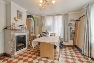 Are you looking for a spacious home or an investment in a prime location? Then this spacious four-bedroom home with a cozy courtyard in...