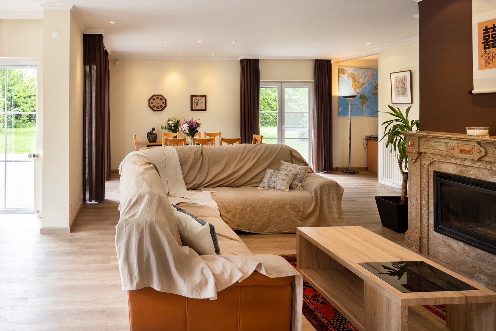 Villa op 650 m² met 6 slaapkamers en zwembad. - photo 4
