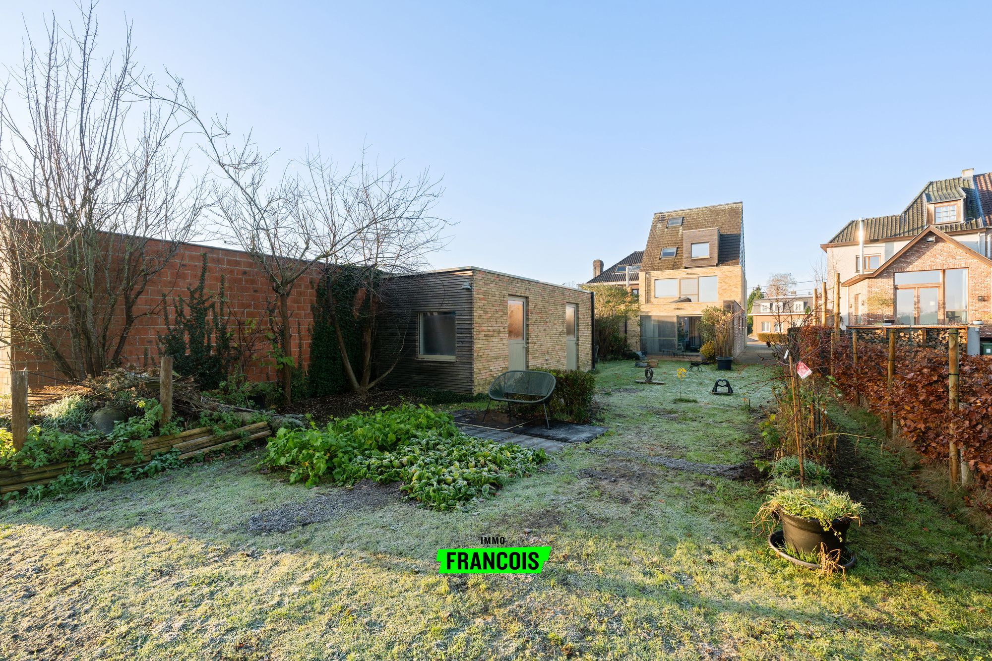 Uitzonderlijk vastgoed | Architecturaal gebouw met 2 appartementen in het groen te koop in Belzele. - foto 2