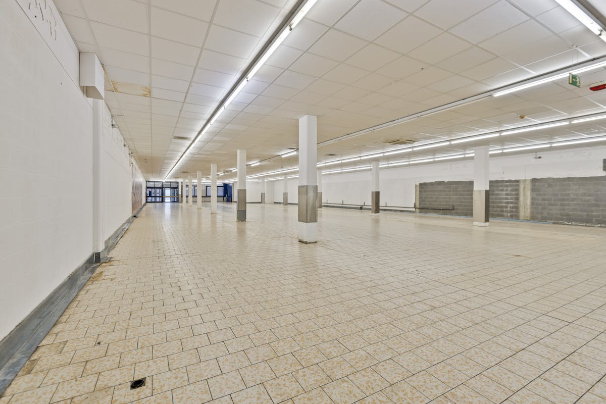 Job shop for rent with spacious parking in Heusden-Zolder - photo 5