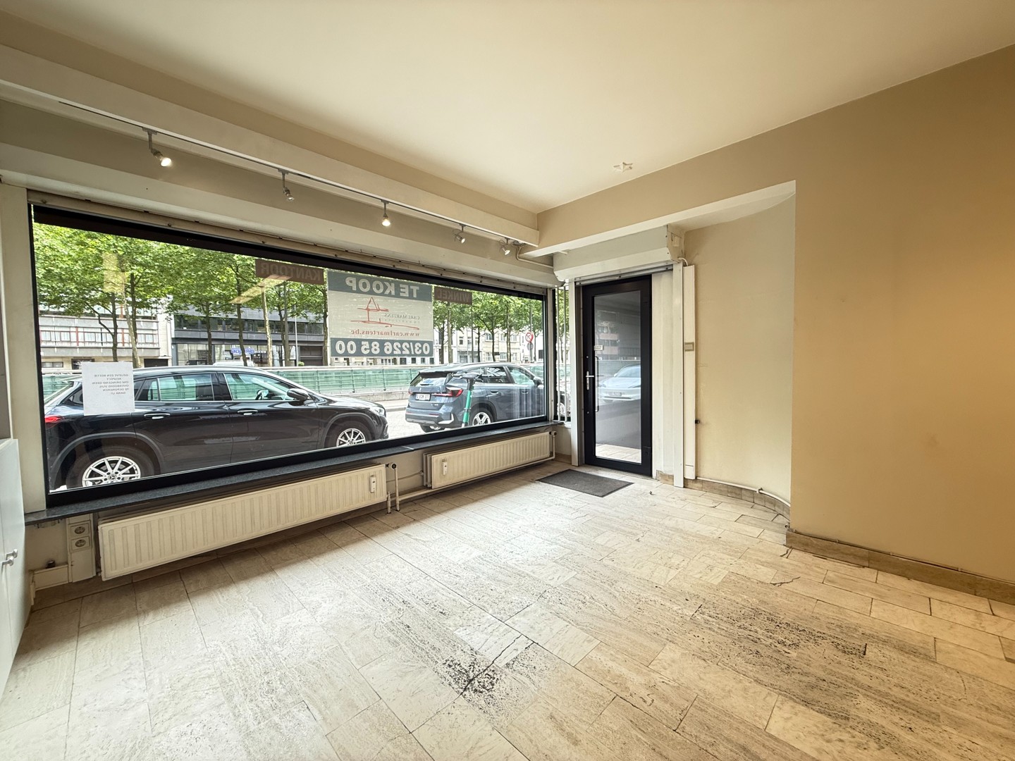 INSTAPKLAAR KANTOOR OF HANDELSRUIMTE OP TOPLOCATIE - foto 2