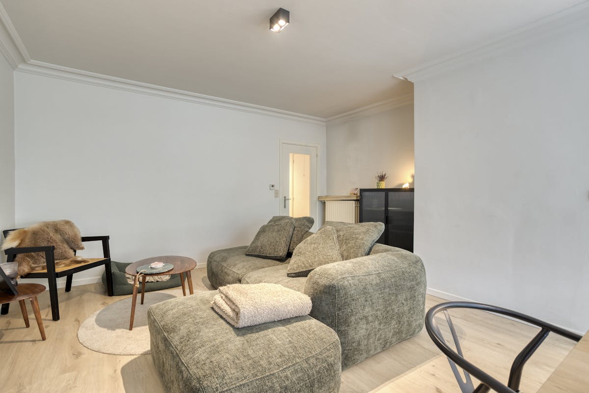 Gerenoveerd Appartement te koop in Brugge met 2 slaapkamers - foto 2