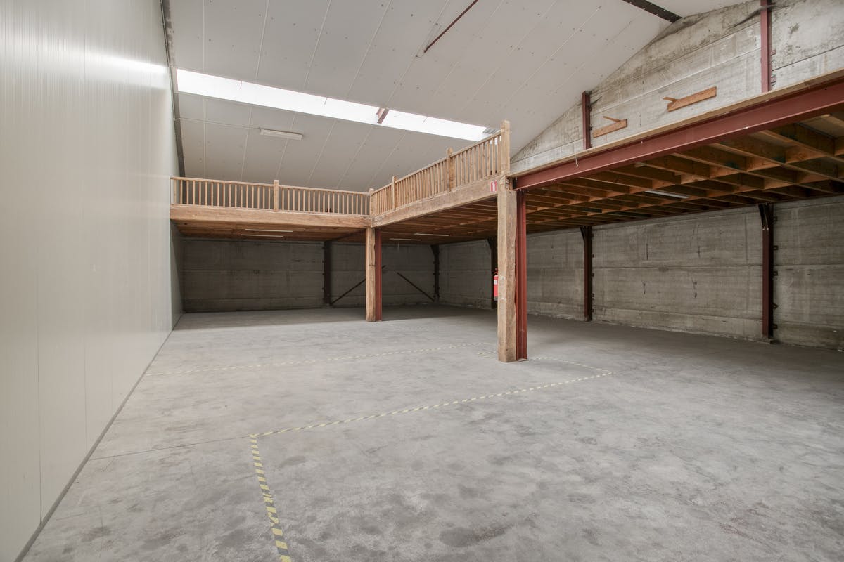 KMO-unit van 240 m² te huur in Kuurne - foto 2