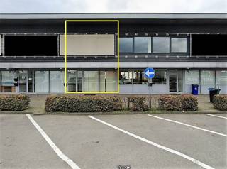 Kantoorruimte met bureaus, vergaderruimte en kelderberging gelegen aan de Amsterdamstraat 52 te Meer, Hoogstraten >>> Contacteer ons vandaag nog...