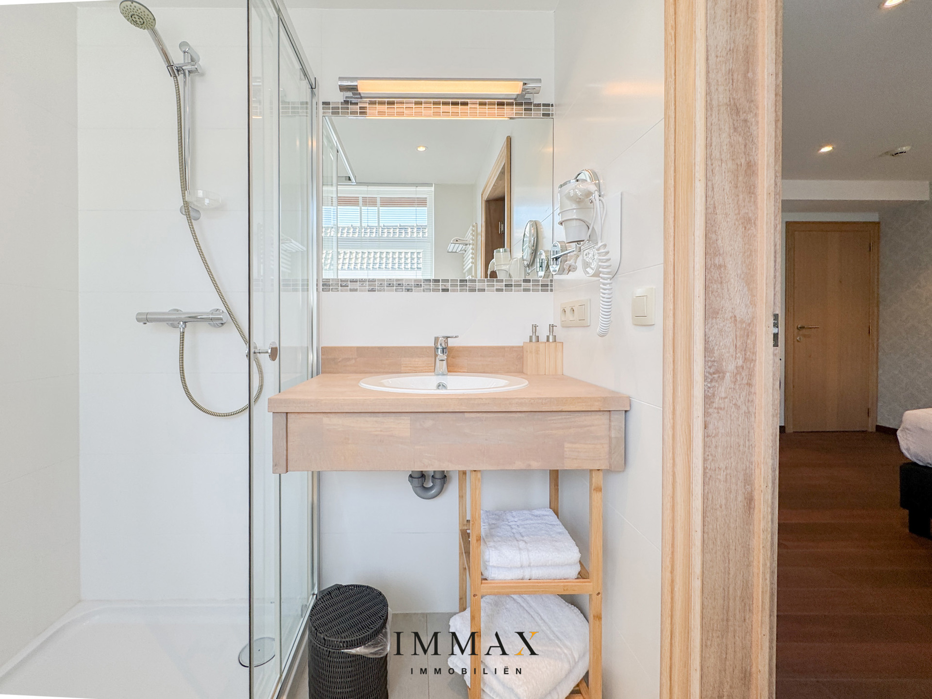 Commercial for sale in Bruges - photo 4