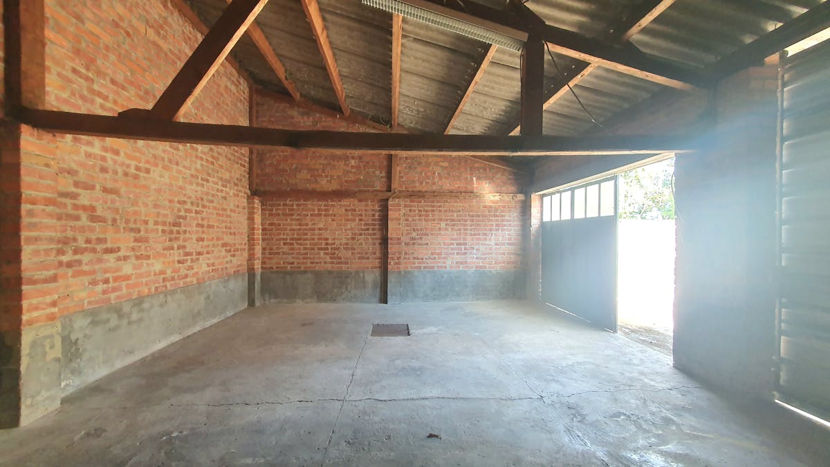 TE HUUR: Magazijn/opslagruimte te Hasselt centrum - foto 4