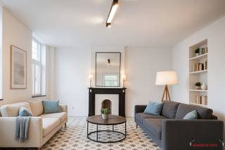 Gerenoveerde woning die vraagt om een bewoner of uitbater! OOK MOGELIJKHEID TOT AANKOOP NEVENLIGGEND PAND! Welkom in deze charmante woning in het...