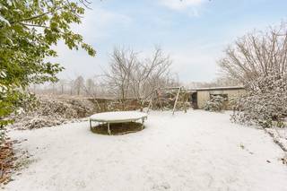 Een charmante en vrijstaande gezinswoning met veel privacy, open vergezichten en meerwaardepotentieel, gelegen op een ruim perceel van 590 m²...