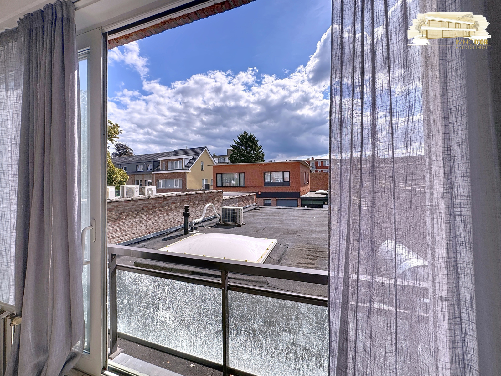 Te koop In hartje Brasschaat handelspand + duplex - foto 4