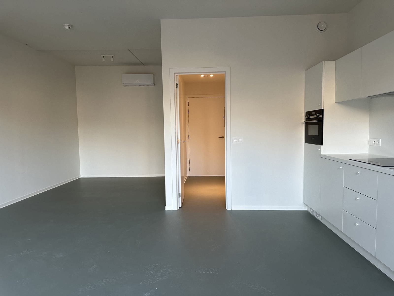 Appartement te huur in Antwerpen met 1 slaapkamer - foto 4