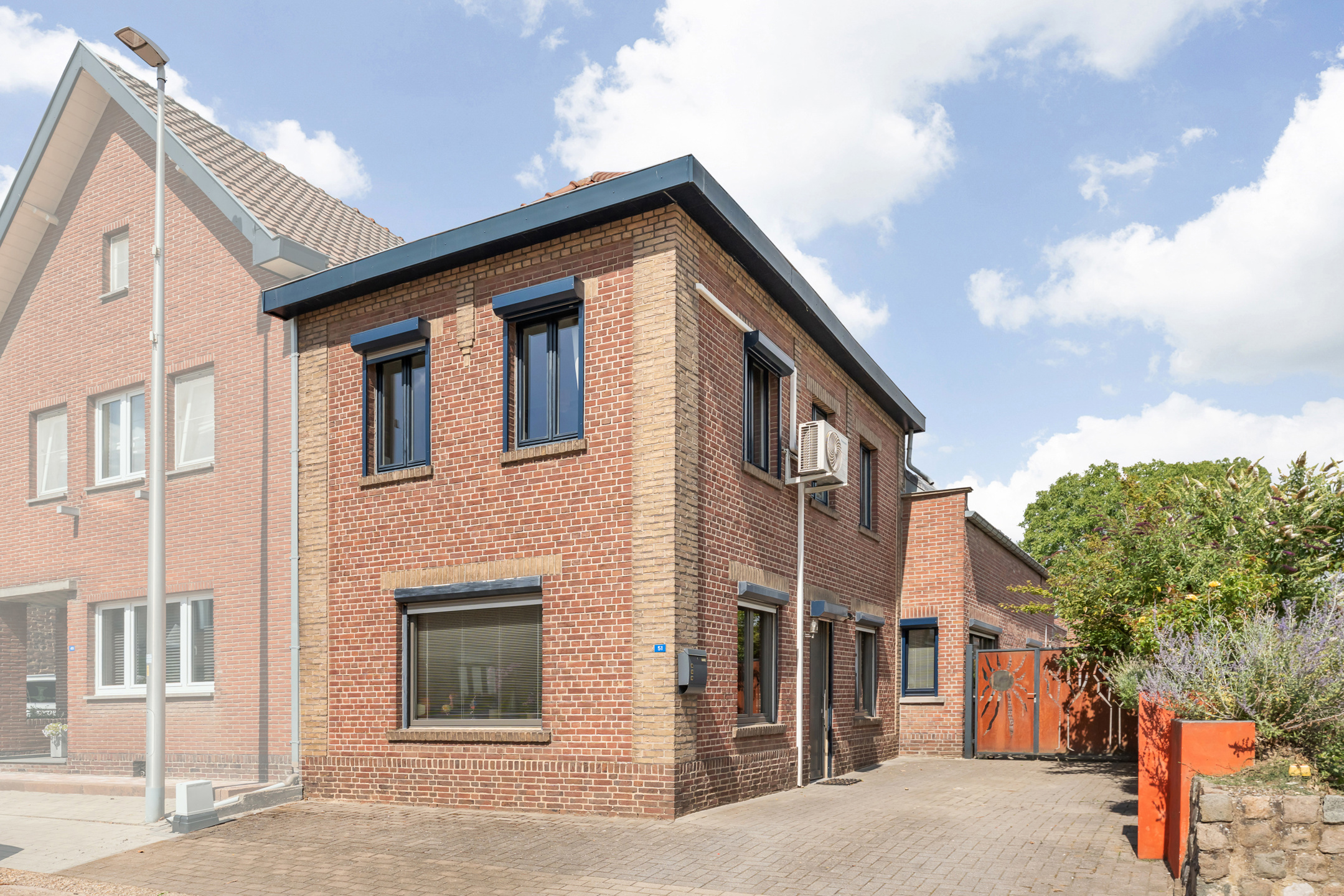 Maison à vendre à Lanaken avec 4 chambres - photo 1