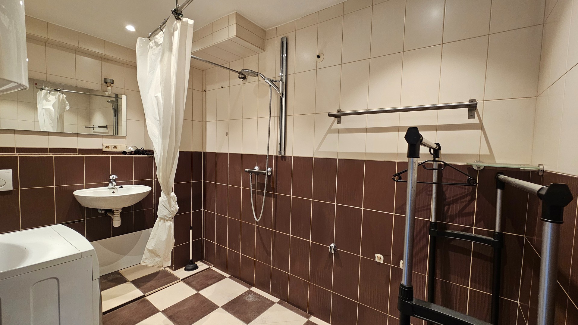 Gemeubelde studio aan het Centraal station - photo 3