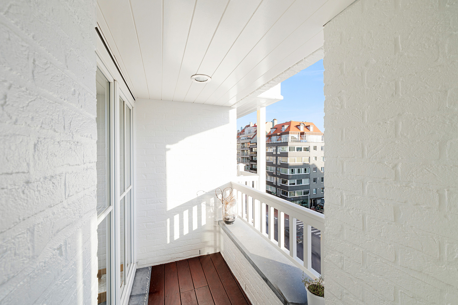 Stijlvol appartement in een standingvolle residentie in Normandische stijl gelegen in de Lippenslaan. - photo 5