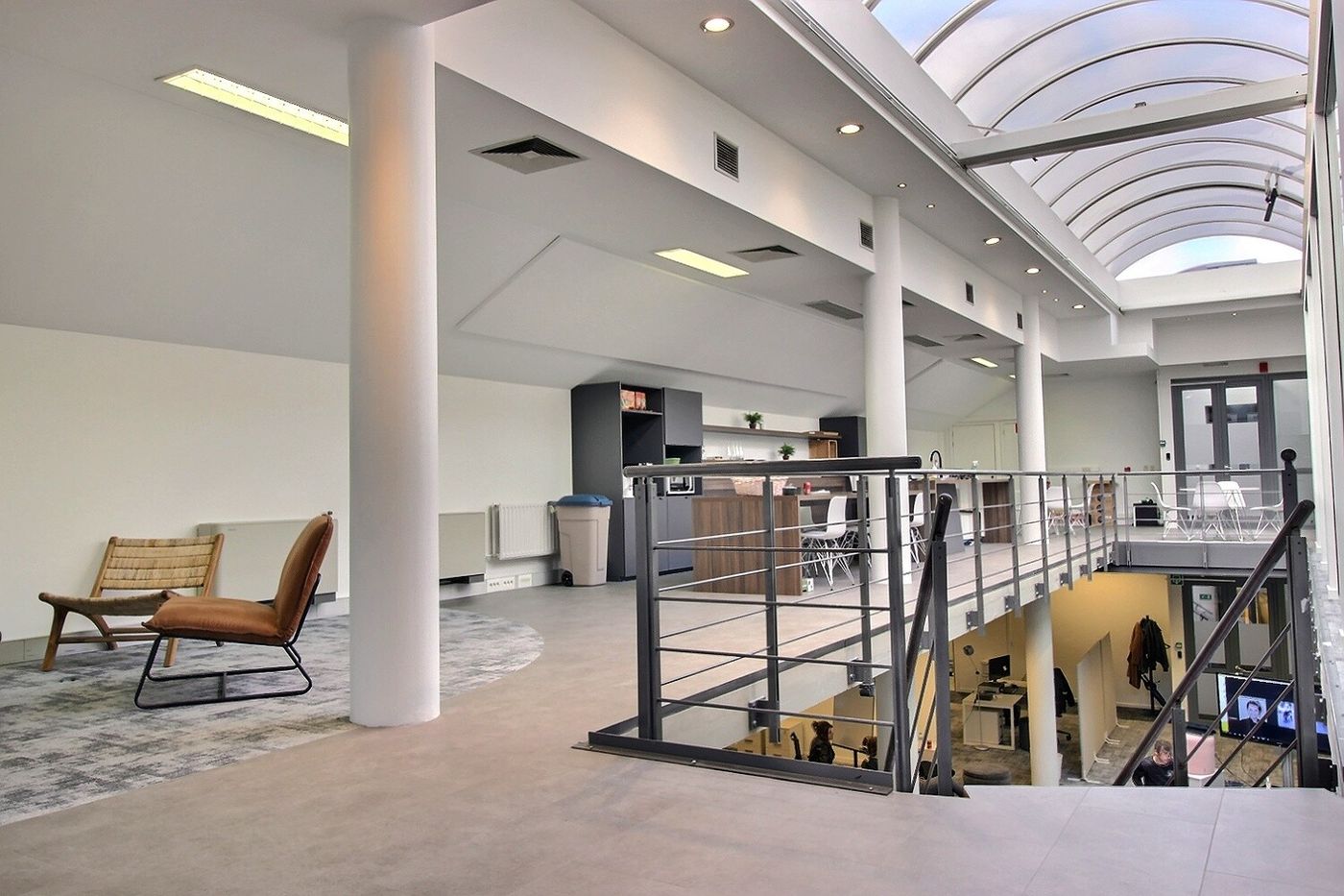 866 m² kantoren nabij R0 - foto 5