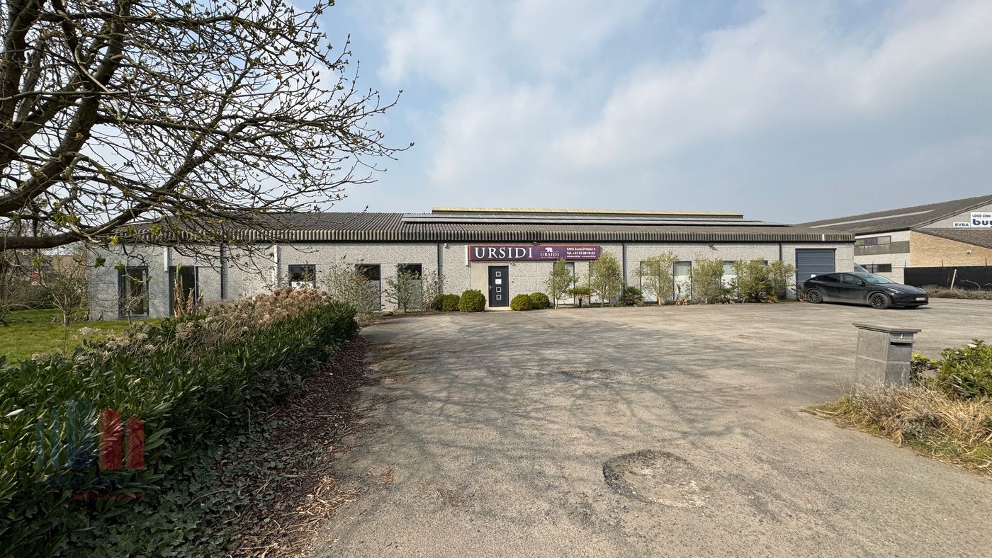 737 m² bedrijfsgebouw met kantoor/woning op terrein van 2.668 m² - foto 2