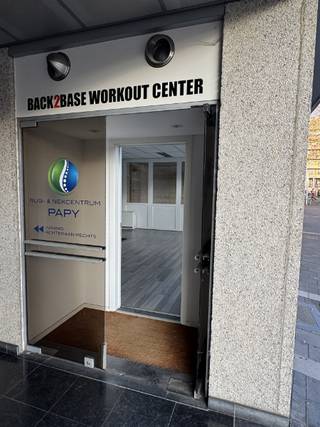 Handelspand van 85 m² gelegen in het centrum van Genk, tegenover Shopping1.Geschikt voor vrij beroep, kantoor, dans- of sportzaal.Momenteel doet het...