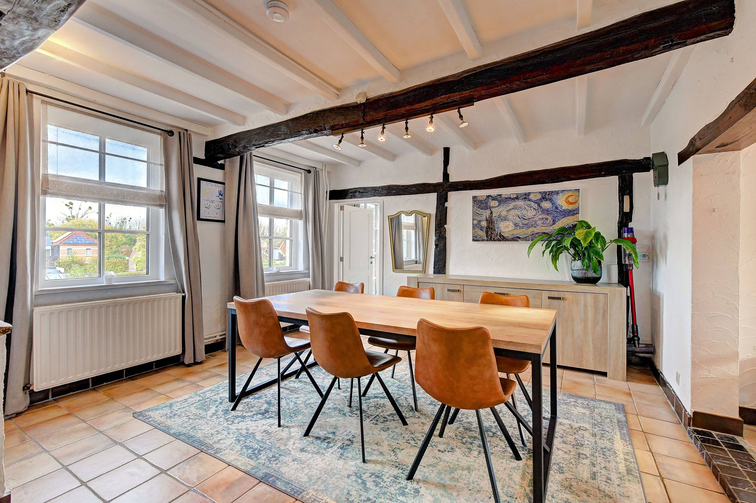 Charmante 3(4) slaapkamerwoning op een terrein van 15a 90ca. - foto 5