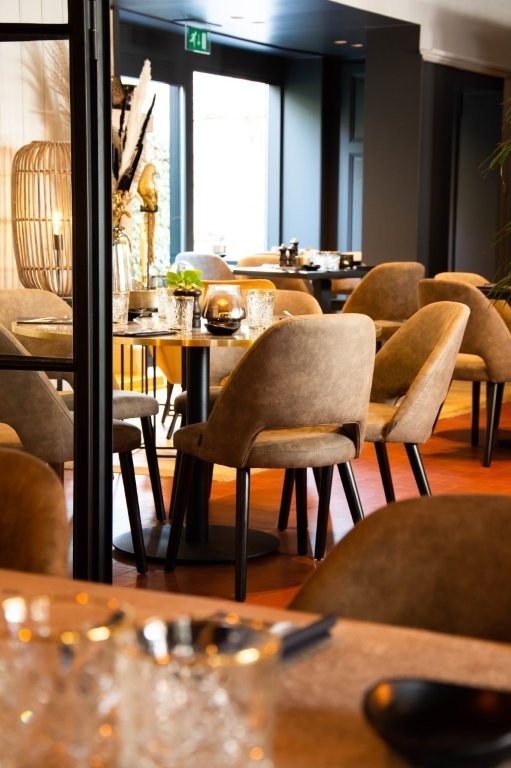 Restaurant met woonst over te nemen in het centrum van Maldegem - foto 5