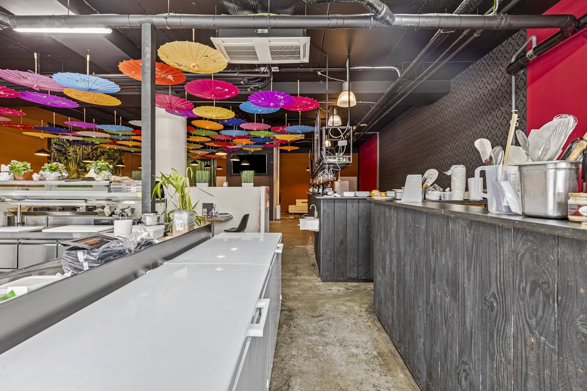 Winkelruimte te huur aan het sportcomplex te Oostende - foto 2