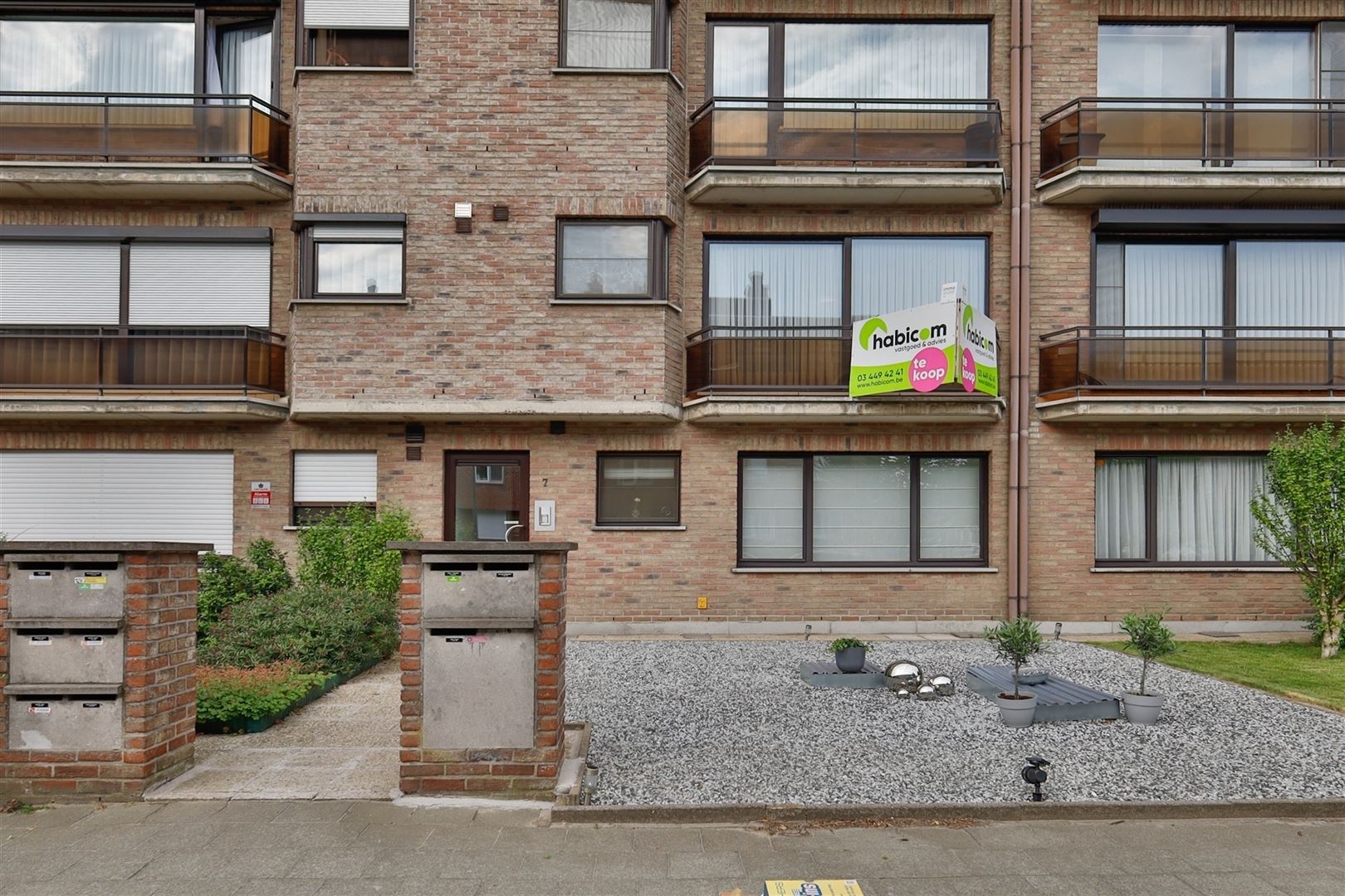 Gunstig gelegen appartement te koop! - foto 1