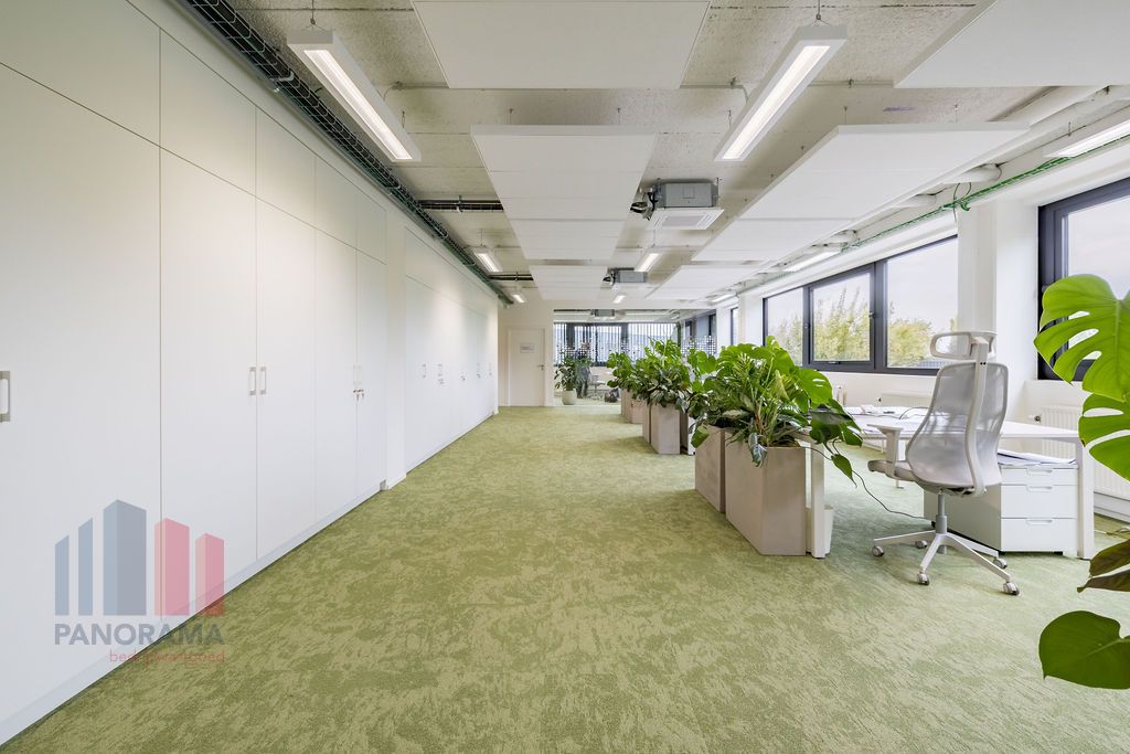 Bureaux rénovés de 330 m² à 1 550 m² au TOP LOCATION - photo 3