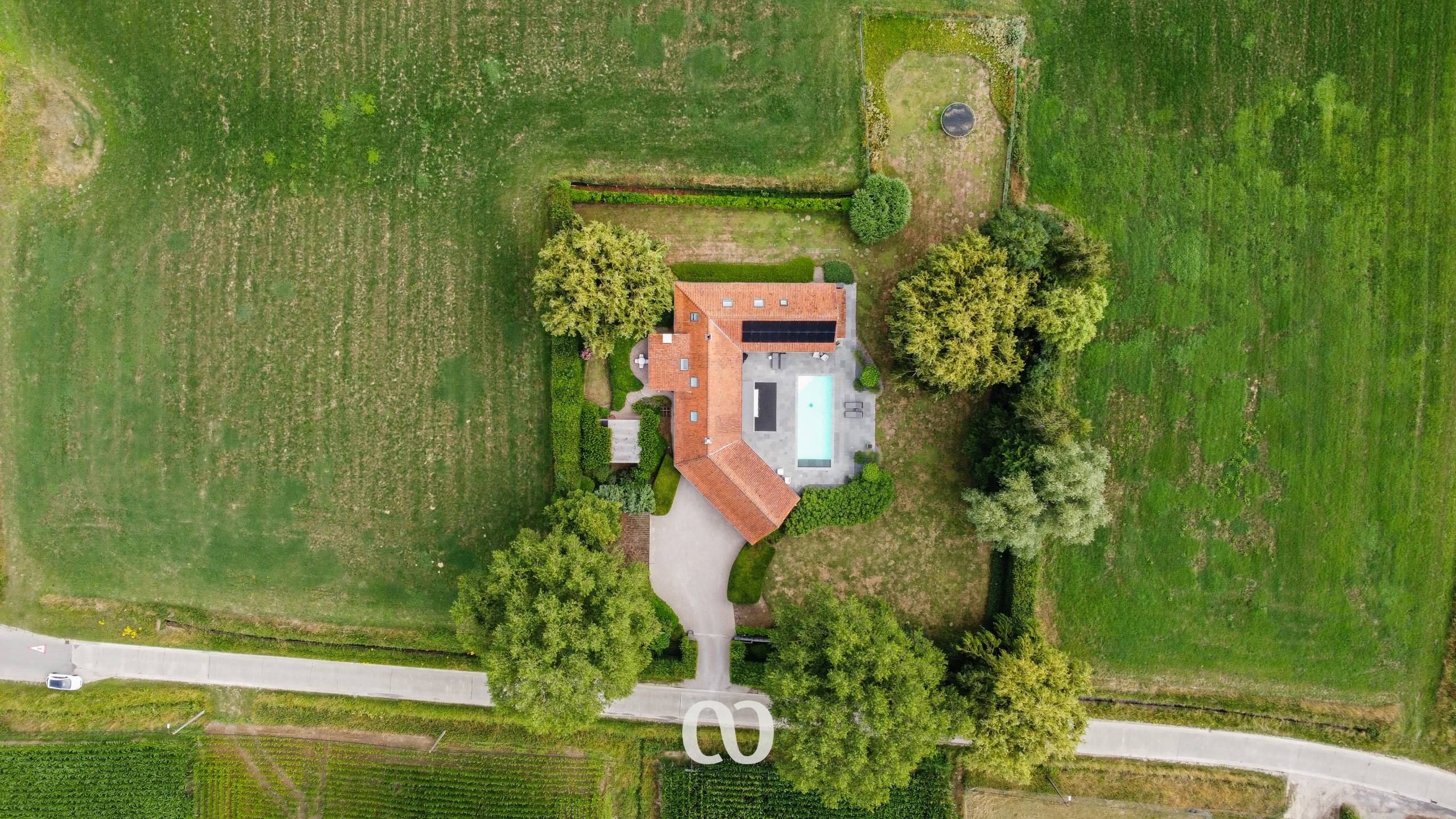 Unieke landelijke hoeve met zwembad en volledige privacy - foto 3