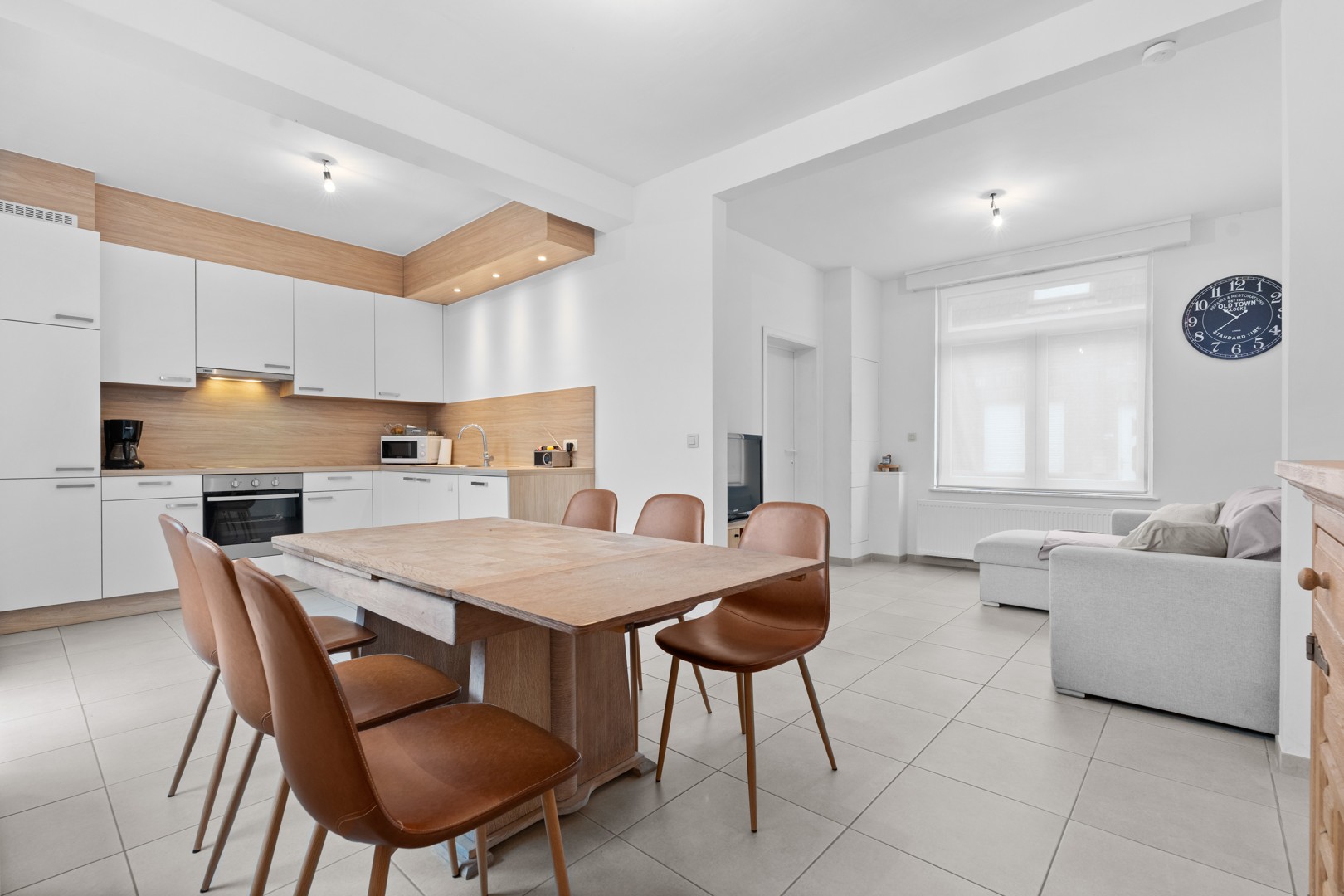 Instapklare woning met 3 slaapkamers en tuin in het gezellige Mesen - foto 2