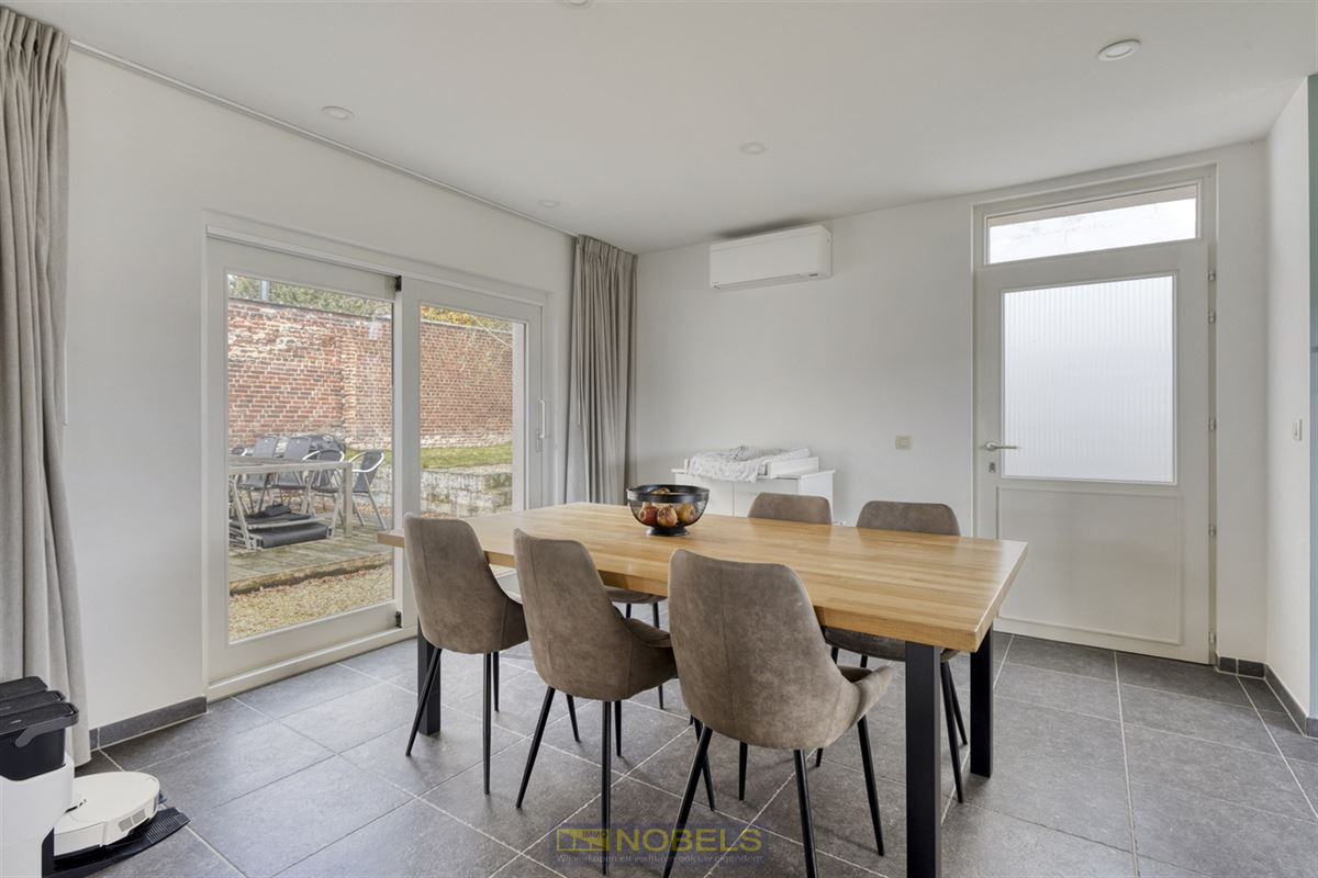 Te huur, instapklare, charmante woning met tuin te Ronse - photo 4