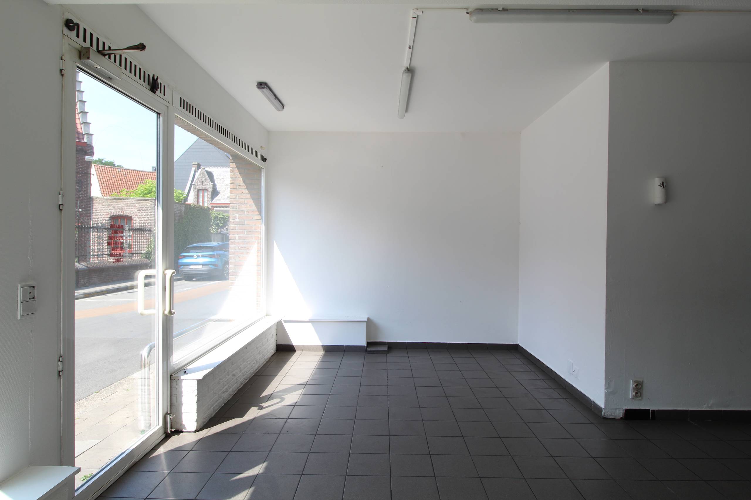 Commercieel pand te huur nabij de dorpskern in Heusden - foto 4