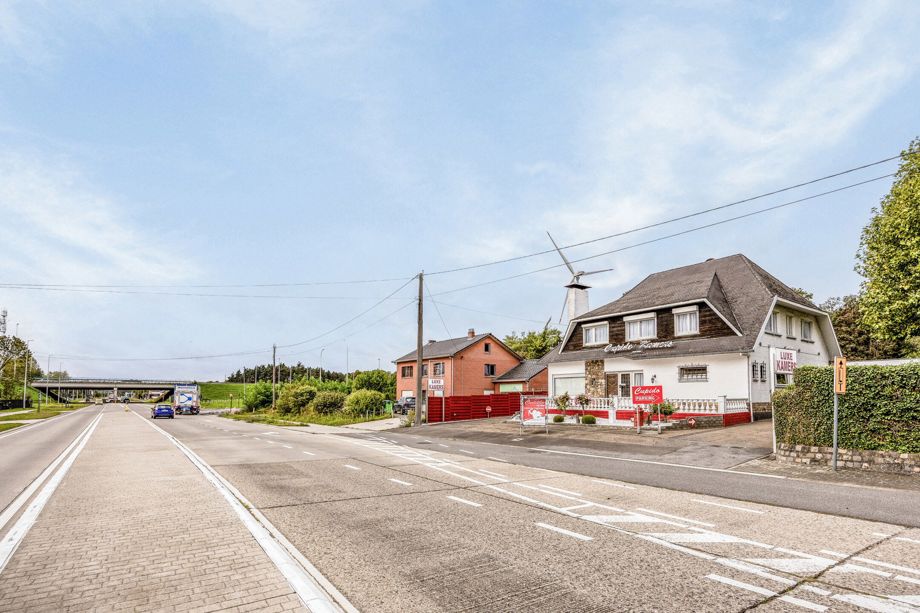 WONING MET 9 KAMERS en 9 BADKAMERS - foto 2