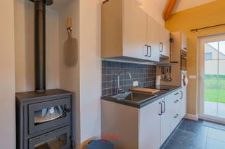 Uitermate knusse en gezellige woning te huur in het pittoreske Ramskapelle bij Nieuwpoort.Geniet van alle rust die deze plattelandsgemeente te bieden...