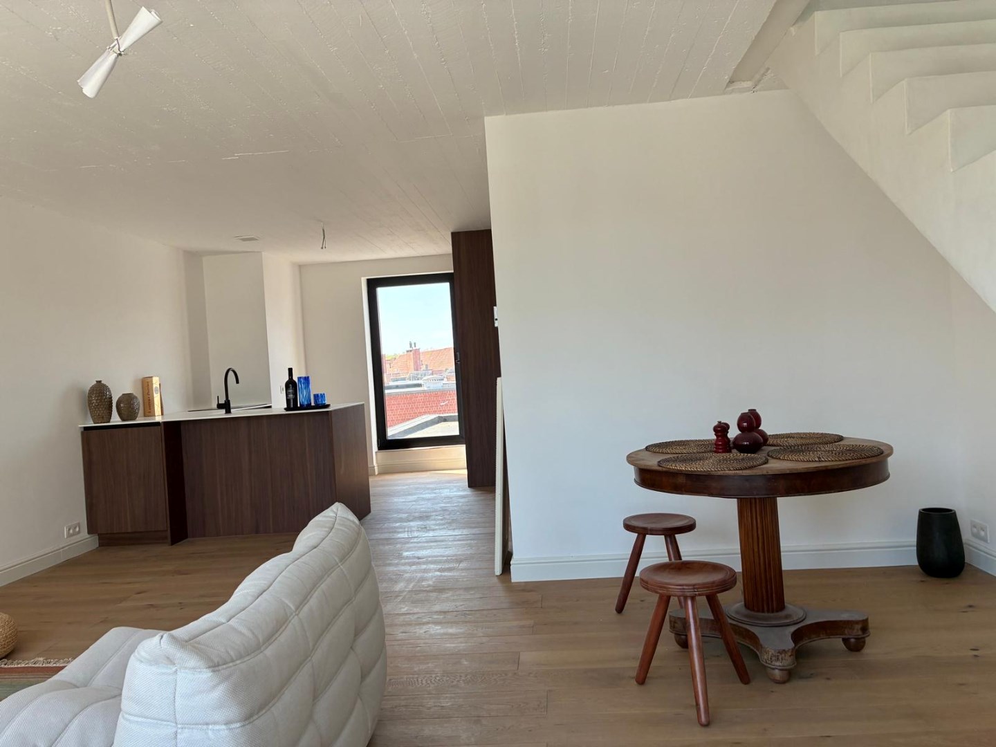 Trendy duplex dakappartement aan 6% BTW centrum Lier met zuid-gericht terras! - foto 5