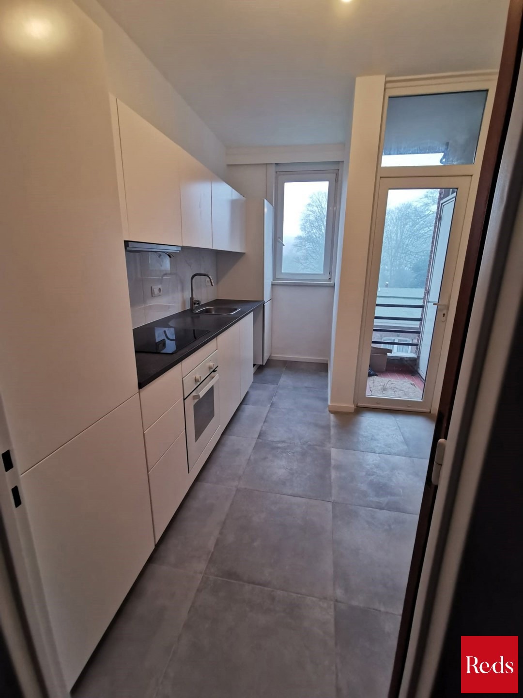 Ruim en lichtrijk 2-slaapkamerappartement op top locatie - foto 5
