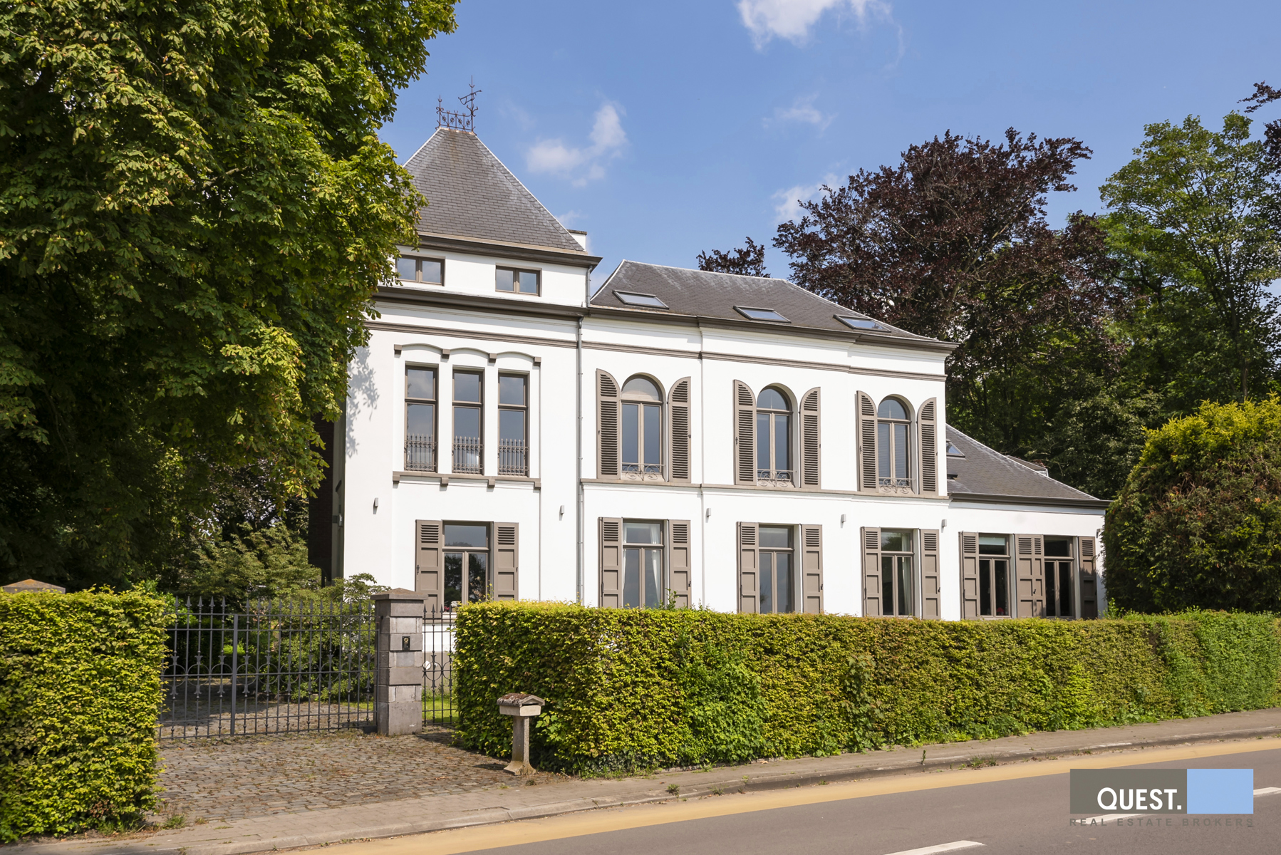 Uniek 19de eeuws landhuis in schitterende parkomgeving  - foto 2