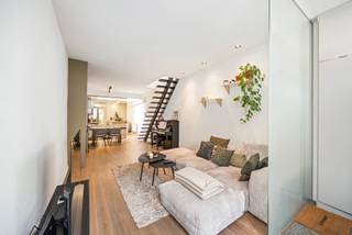 Karaktervolle stadswoning met riante tuin en achteringang – Hartje Lier Bent u op zoek naar de perfecte balans tussen het bruisende stadsleven...