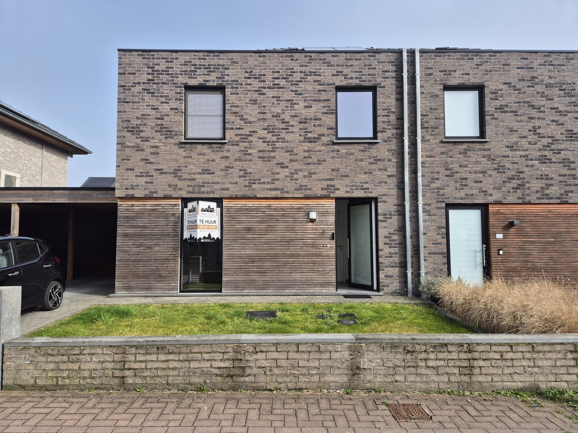 Rustig gelegen nieuwbouw woning met terras en tuin. - foto 1