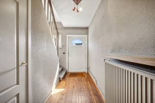 Deze charmante woning is rustig gelegen nabij het centrum van Hulshout, op een mooi perceel van 707 m². De woning beschikt over een...